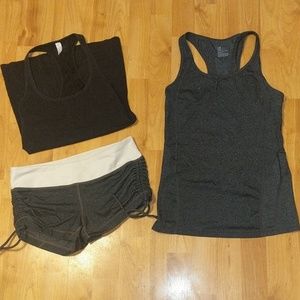 5 for $25 🛍️ GapFit workout clothes